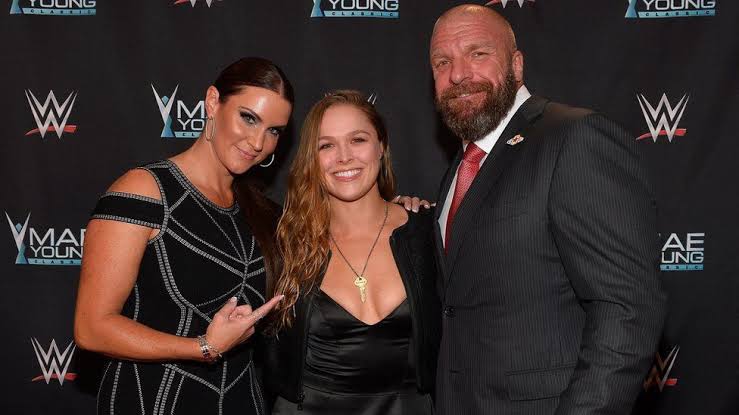 रोंडा राउजी (Ronda Rousey) का WWE के साथ कॉन्ट्रैक्ट आज समाप्त होने वाला है