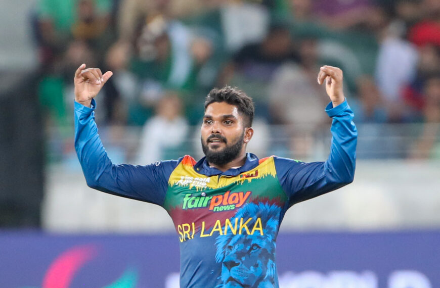 श्रीलंकाई क्रिकेटर वानिंदु हसरंगा ने T20I कप्तानी से दिया इस्तीफा।