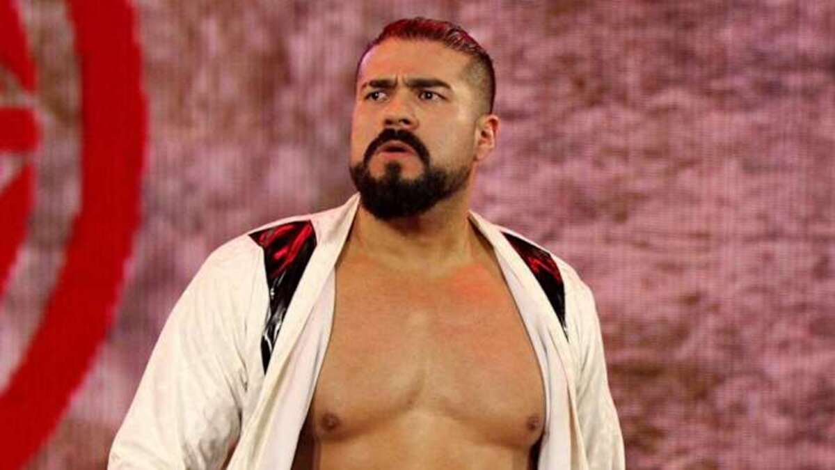 AEW स्टार अंद्रादे एल इडोलो।