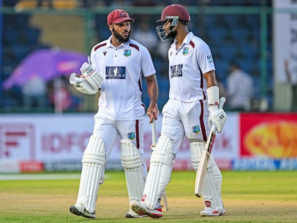 जॉन कैंपबेल और शाई होप ने वेस्टइंडीज के लिए शतकीय साझेदारी की।